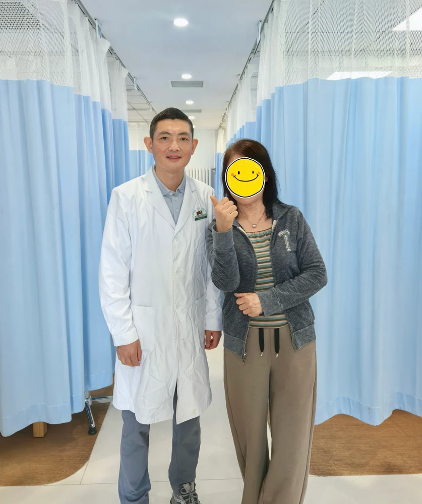 千里赴京寻良医 仁医妙术除病痛